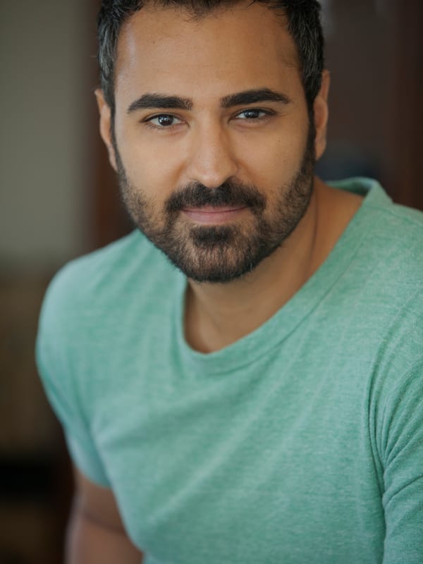 Antonio Jovani Leon — on set